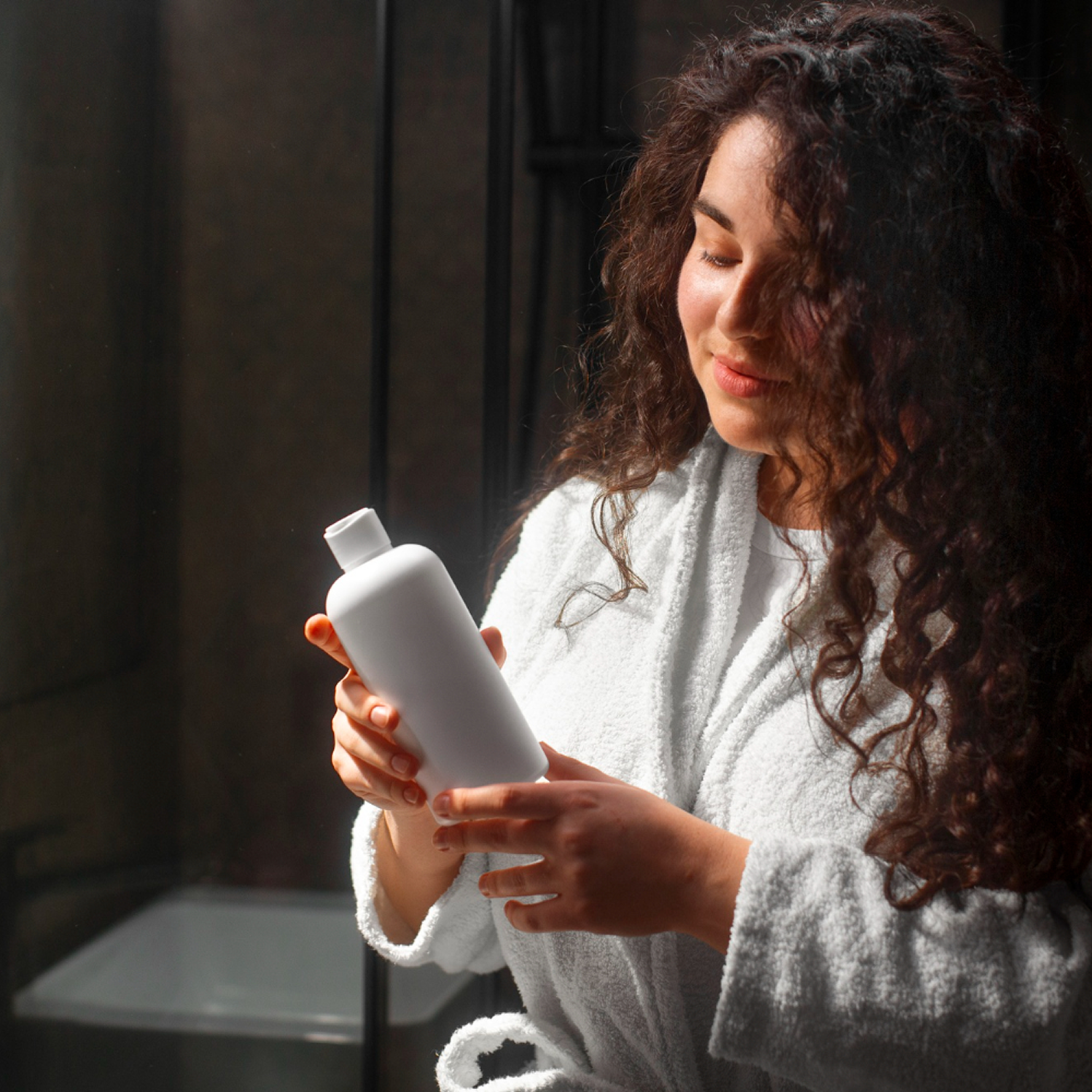 Top Tips for Choosing the Best Hair Growth Shampoo for Stronger, Healthier Hair